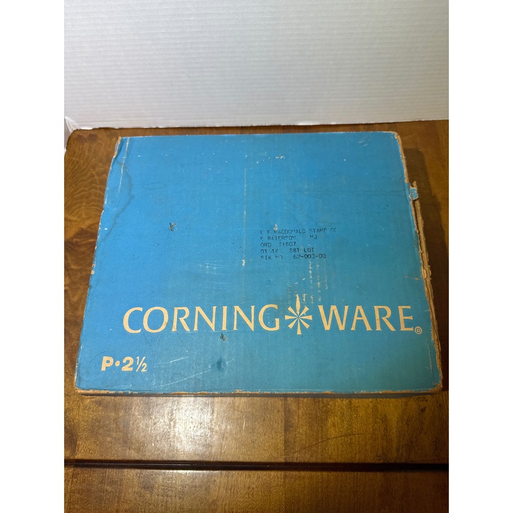 Vintage Corning Ware Blue Cornflower 2.5 Qt Casserole Dish P-2 1/2-B with Lid